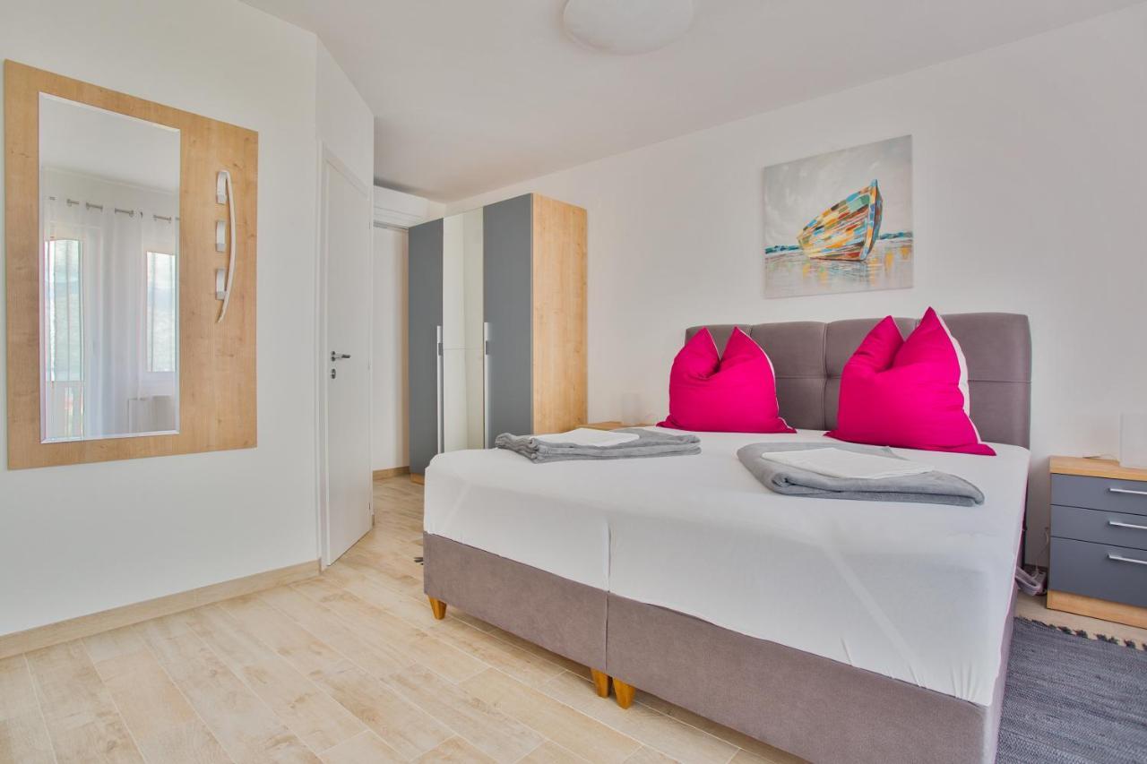 Kameni Put Appartement Ražanac Buitenkant foto