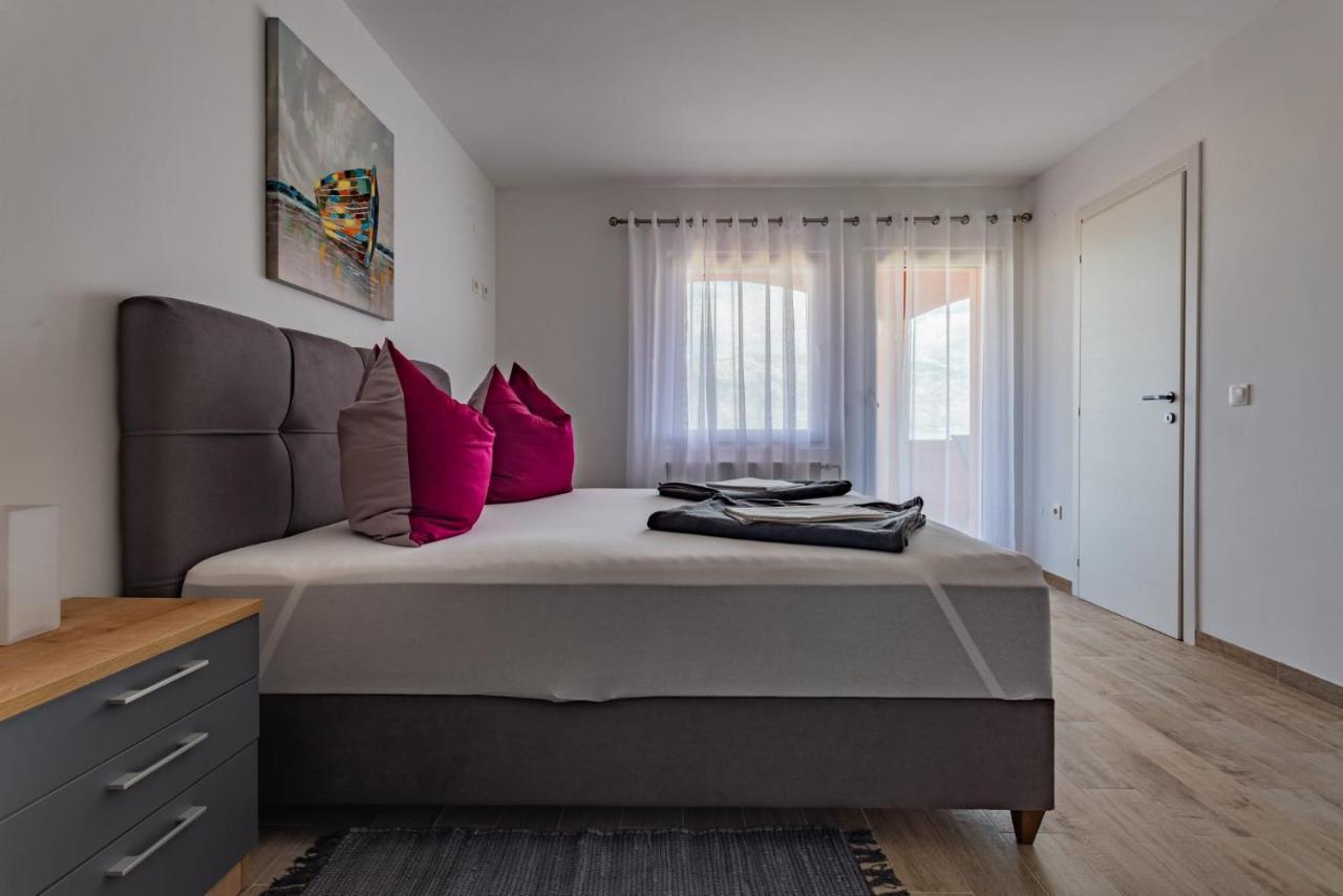 Kameni Put Appartement Ražanac Buitenkant foto