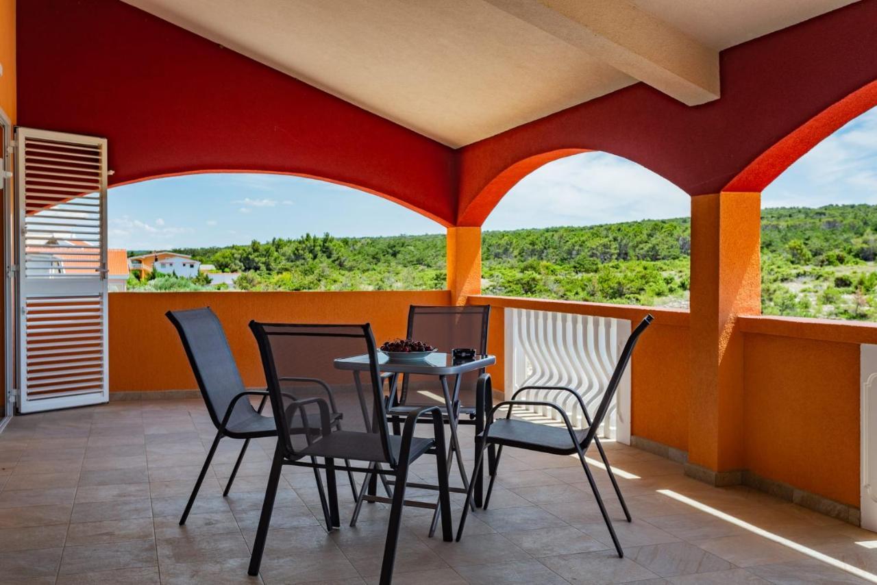 Kameni Put Appartement Ražanac Buitenkant foto