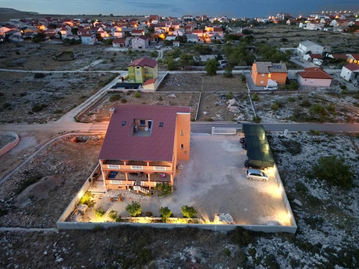 Kameni Put Appartement Ražanac Buitenkant foto